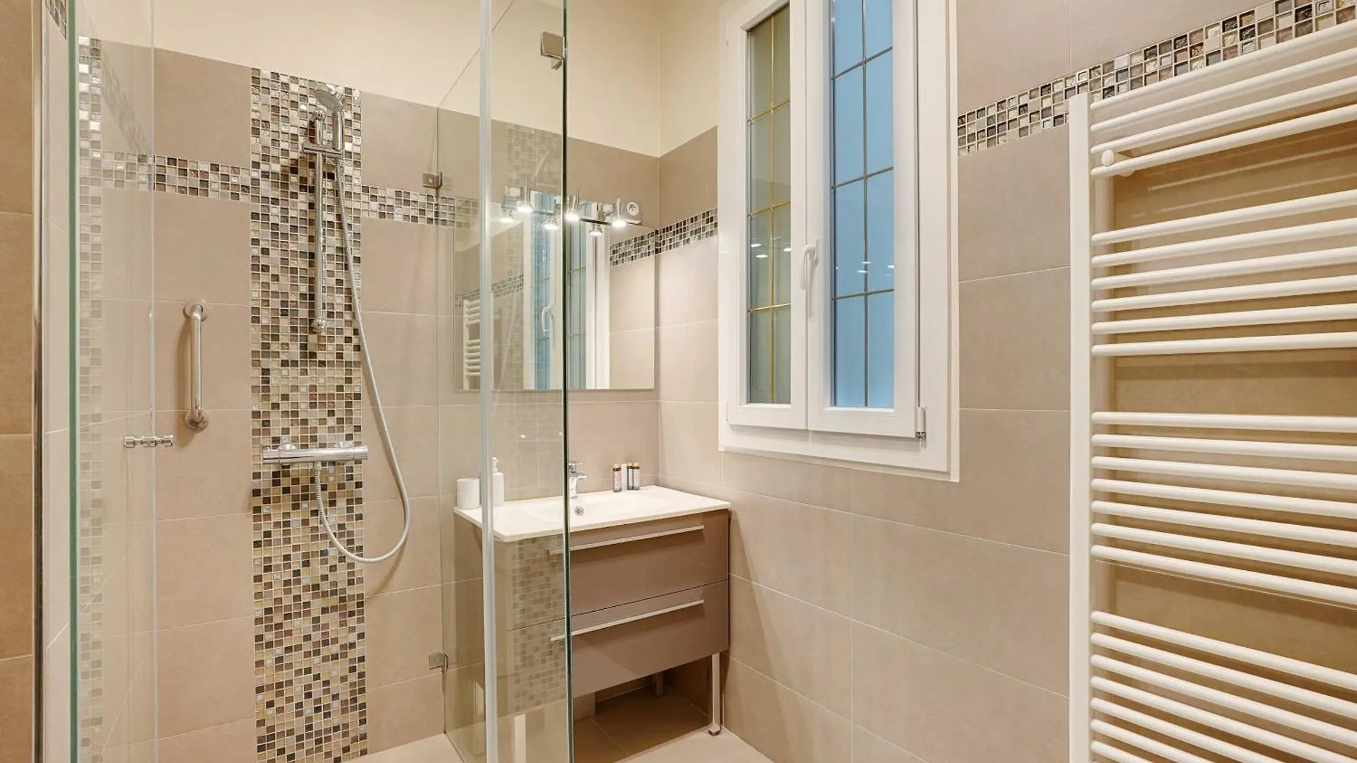 Inn Elegant 2Bdr 6P Apartment In The Heart Of The 5Th Arrondissementt Paris